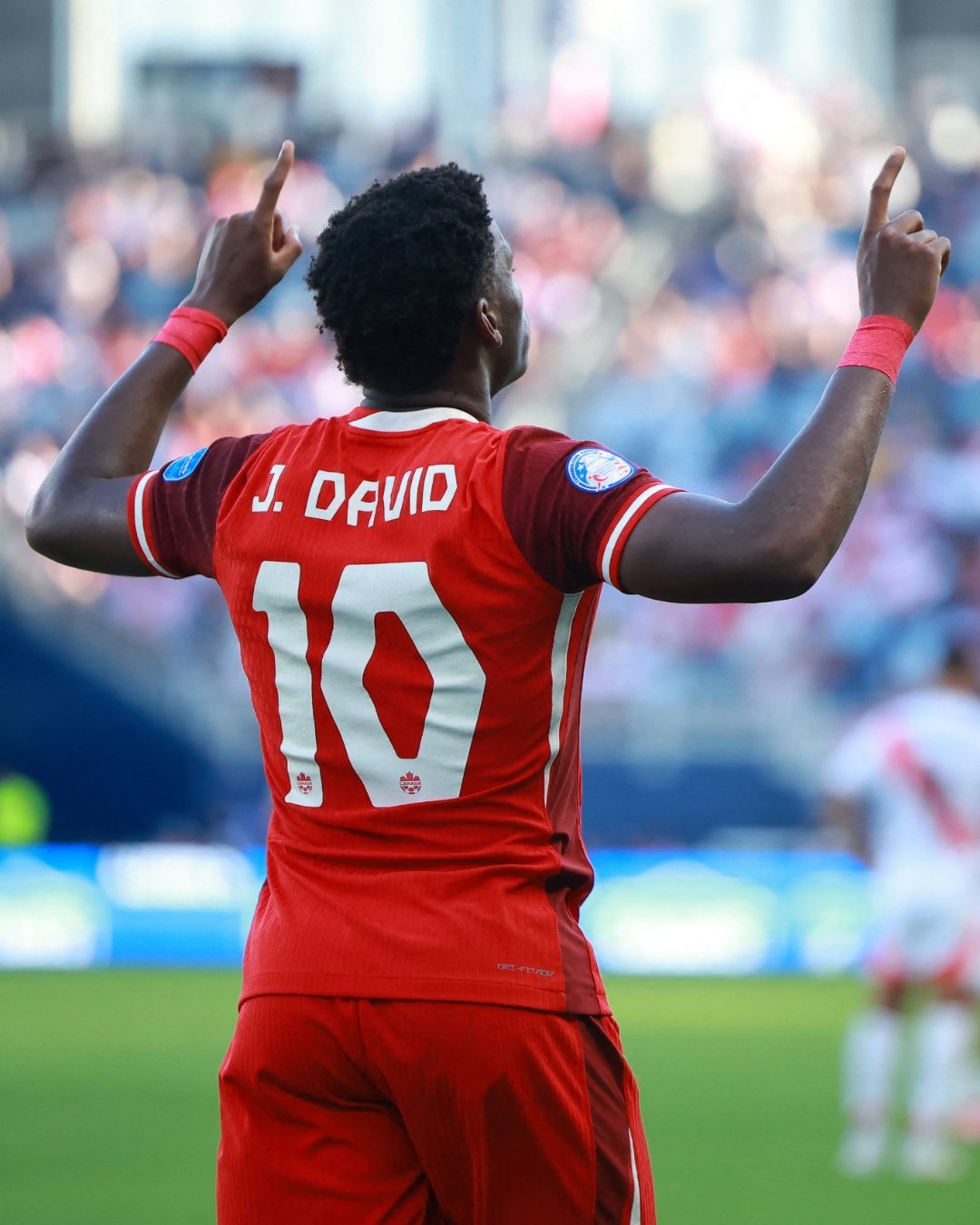 美洲杯赛事：秘鲁队全面胜出