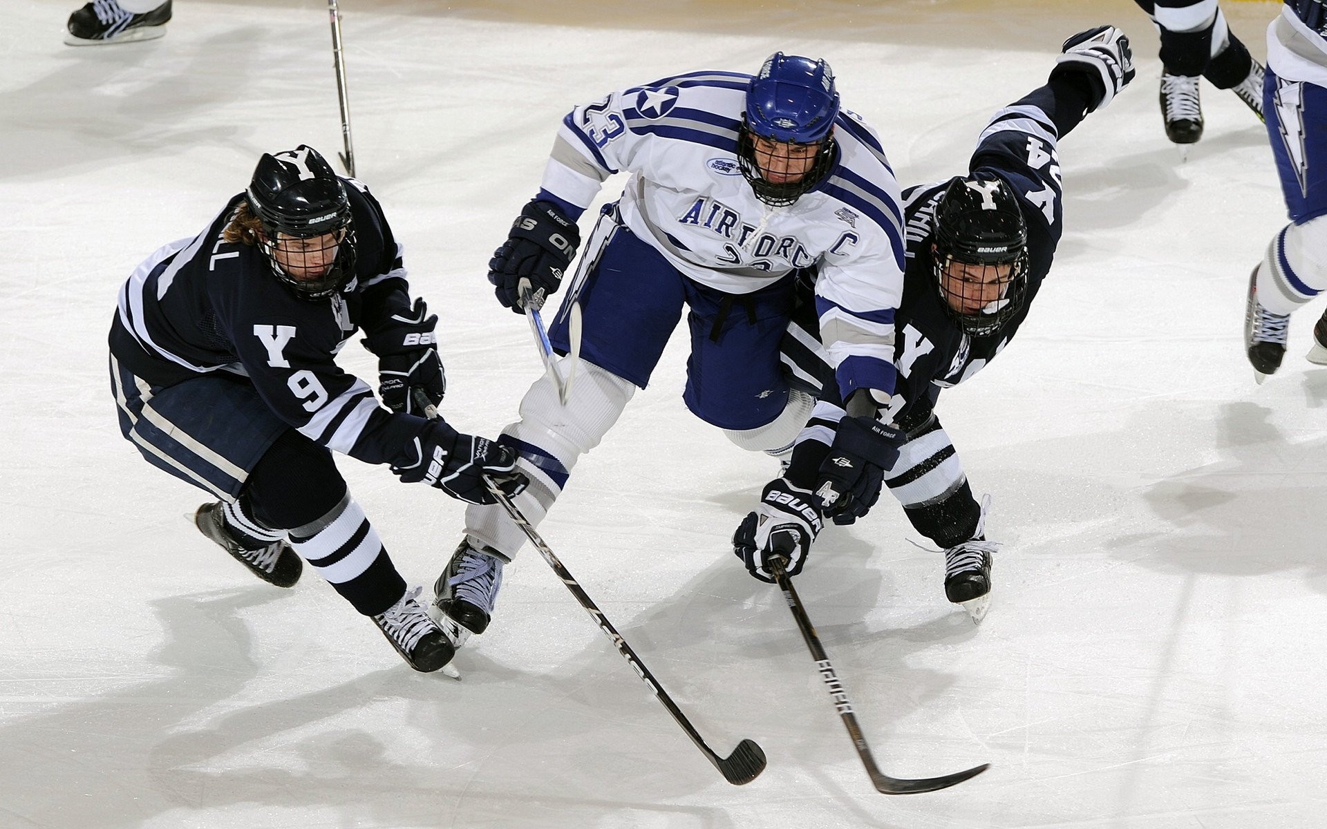 从俱乐部到世界杯，韩国踏平贝蒂斯战术如何孕育出2026的德里赫特时代