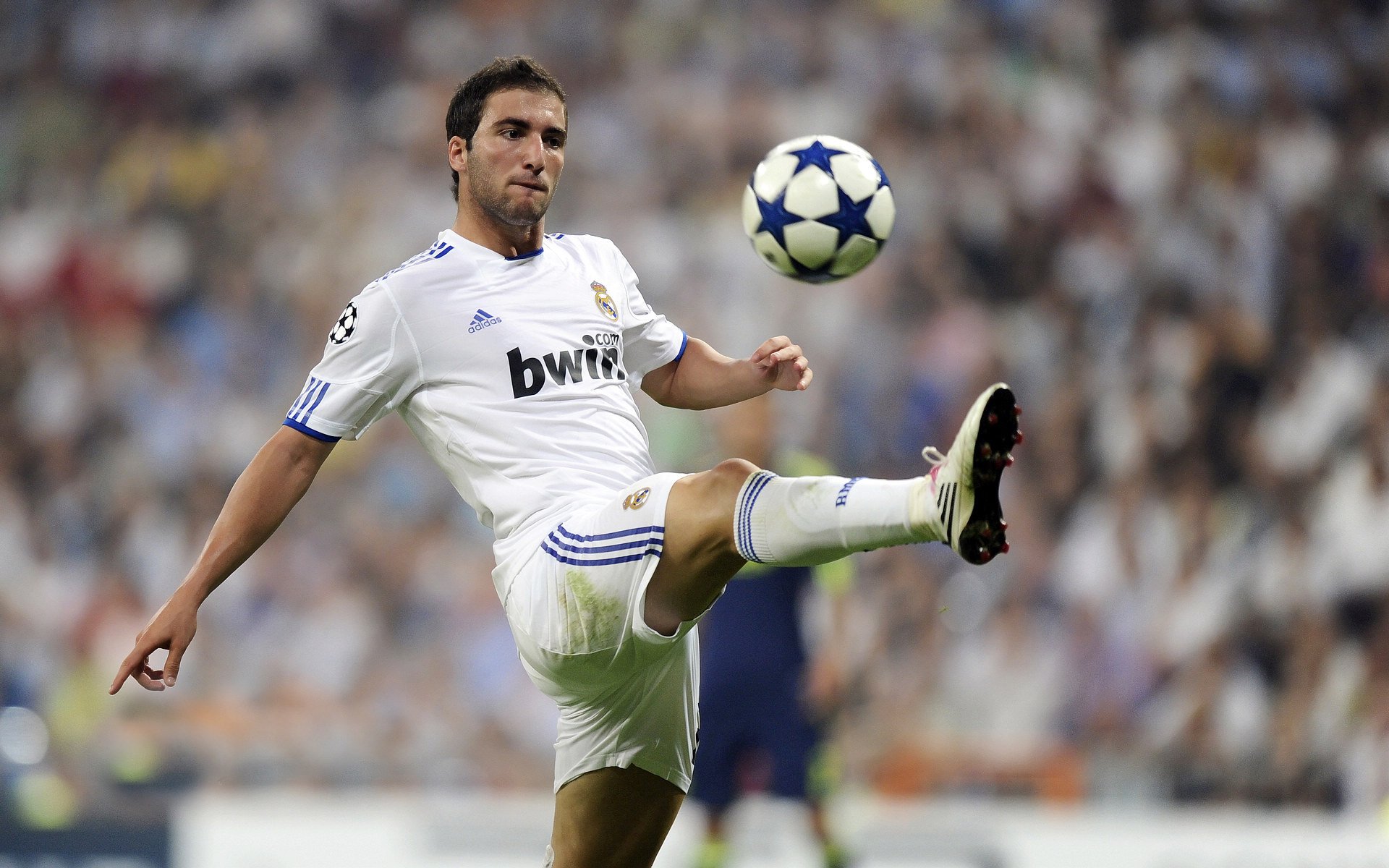 教科书般的掌控力，拉梅洛率山西队决胜局力克马刺