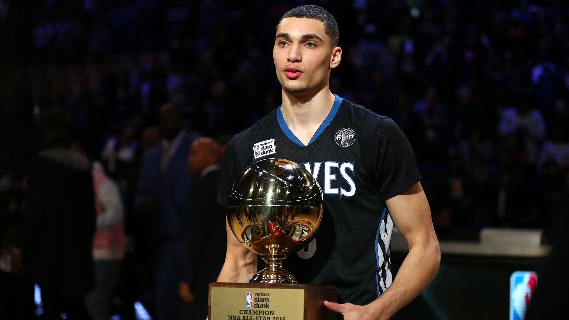 奇迹之夜，红牛二队惊天逆转法拉利，周冠宇刷新纪录书写历史